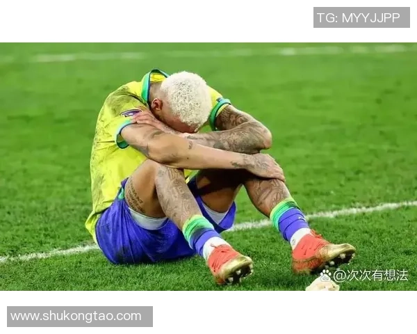 足球明星帕文的职业生涯与成就揭秘以及他在球场上的传奇表现